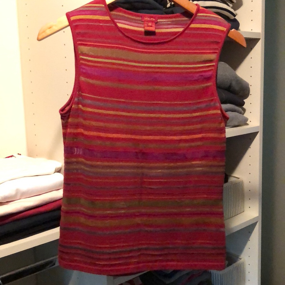 Gorgeous Sleeveless top